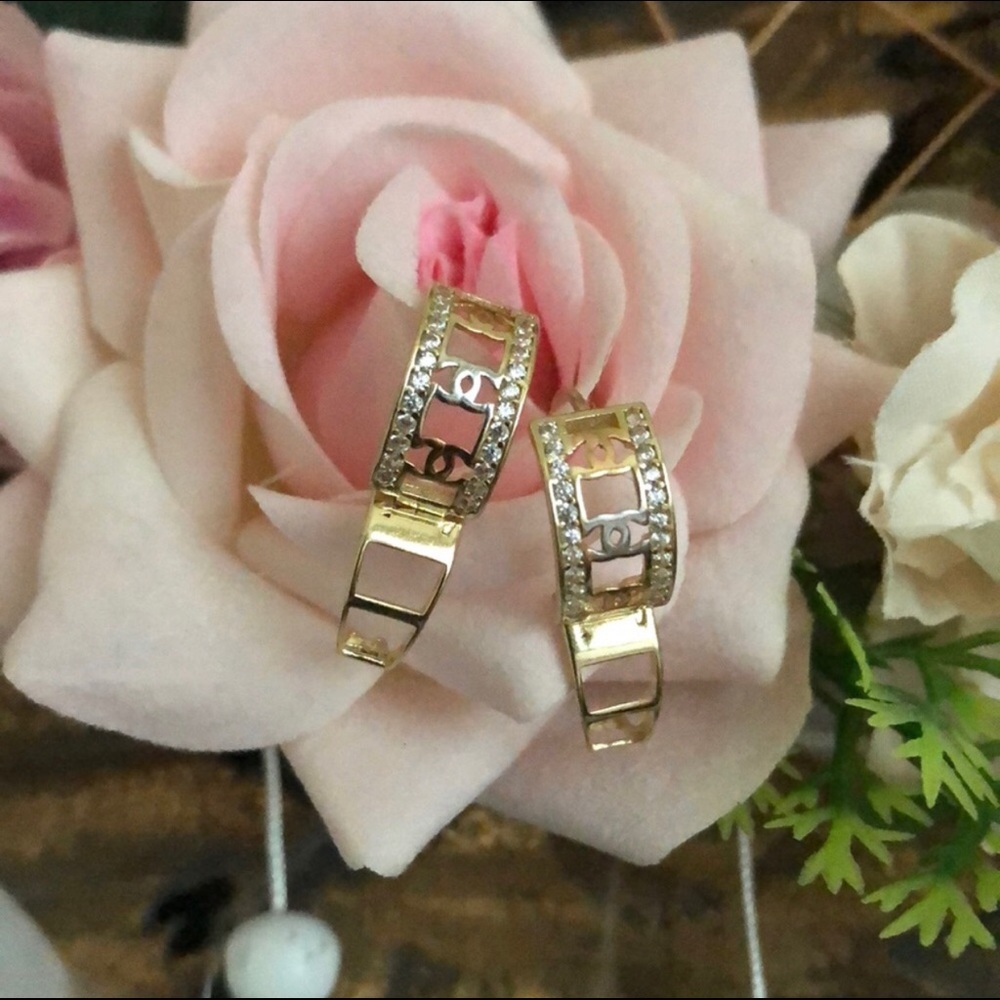 Tri-color 14k gold earring
